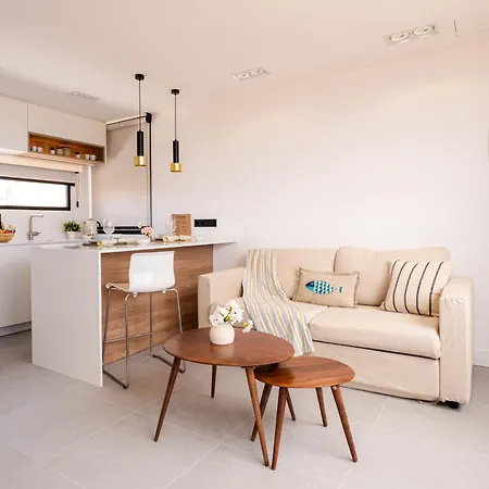 15b Modern Ocean View Apartament *