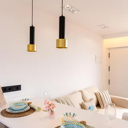 15b Modern Ocean View Apartament
