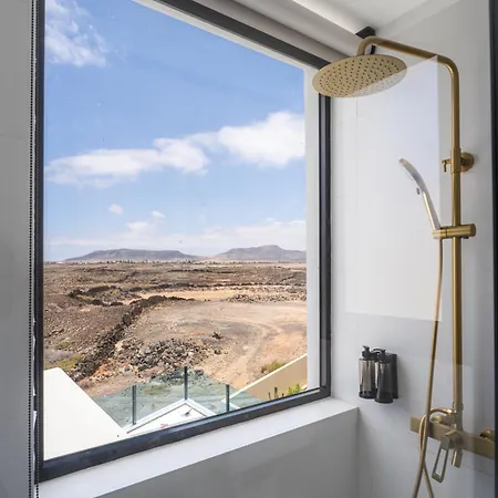 15b Modern Ocean View Apartament